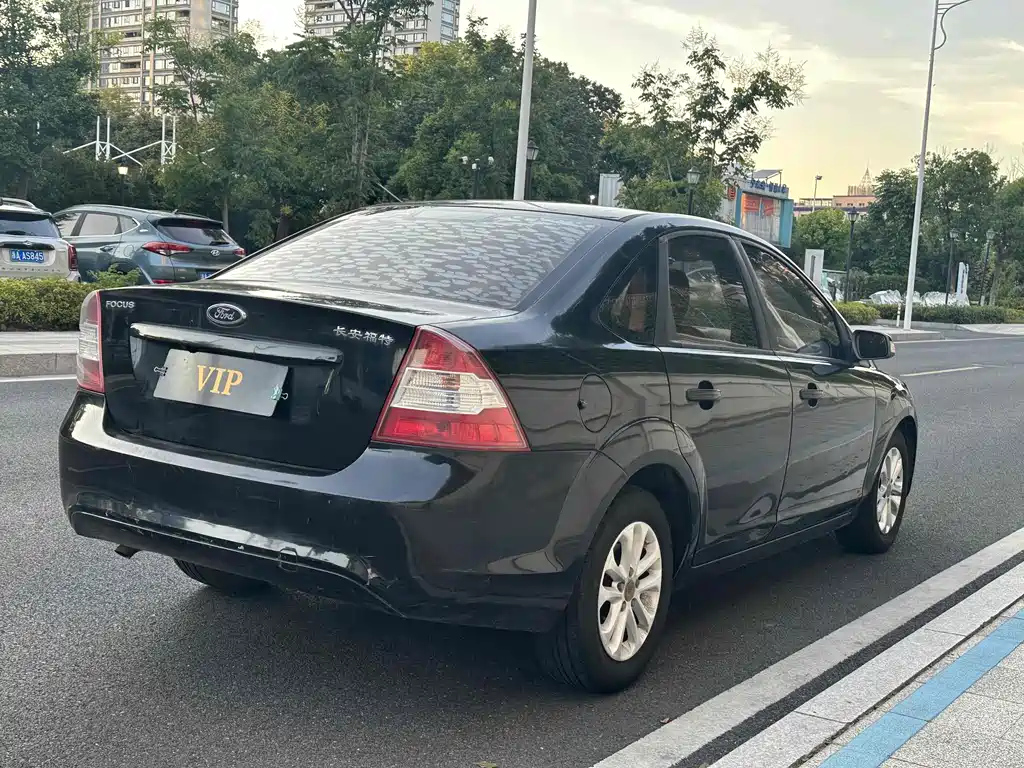 FORD FOCUS 2013