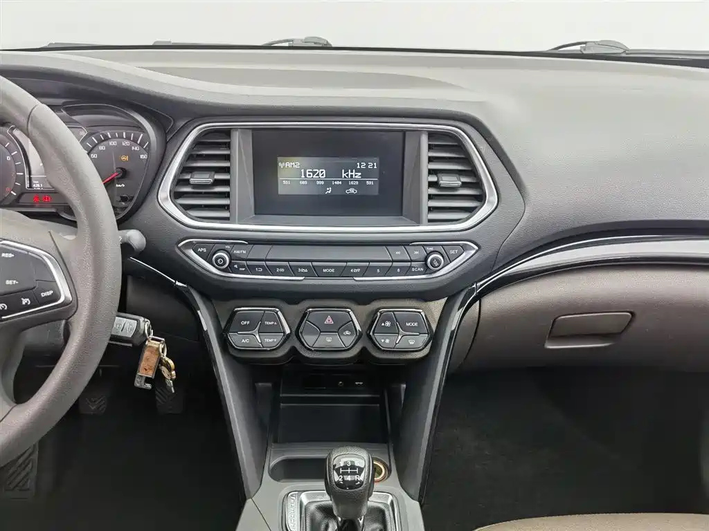 TRUMPCHI GS4 2015
