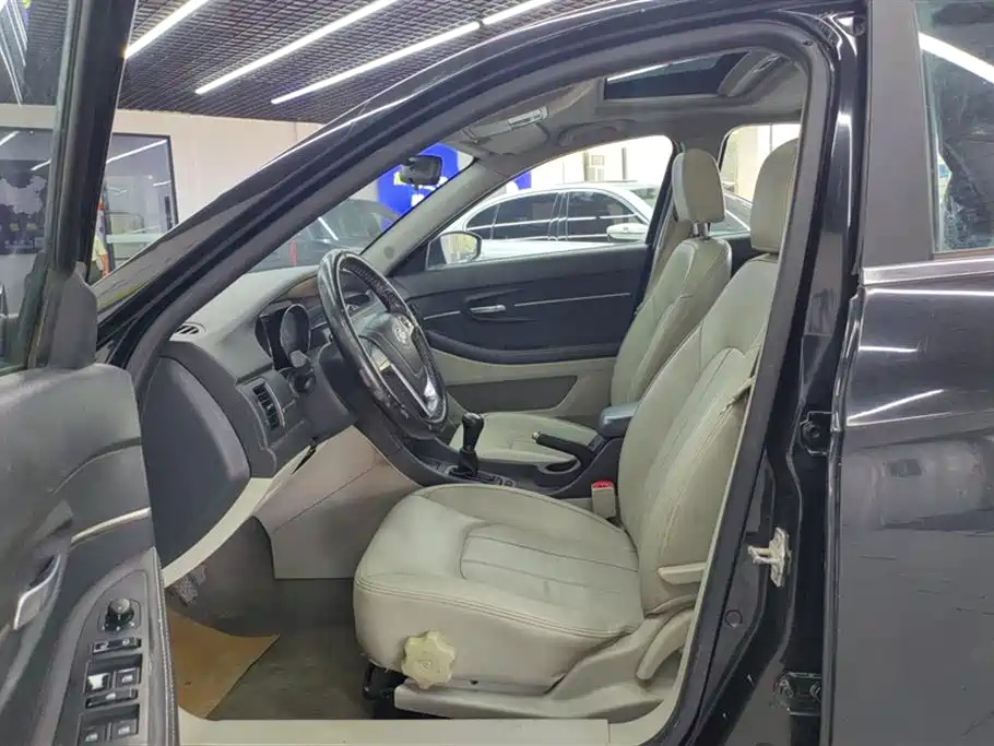 BAIC SENOVA D50 2015