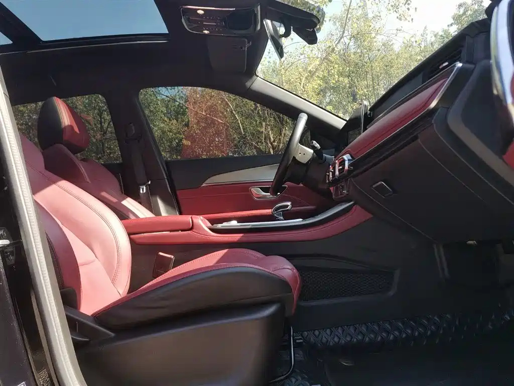 JETOUR X70 PLUS 2023