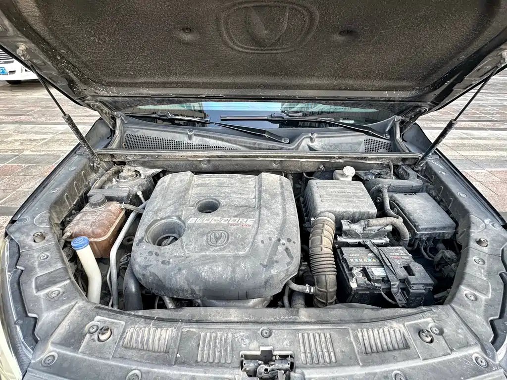 CHANGAN CS75 2016