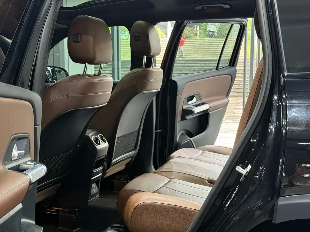 MERCEDES BENZ GLB 2021