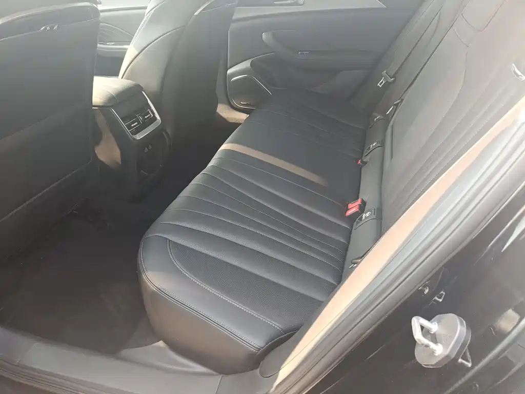 HONGQI H5 2023