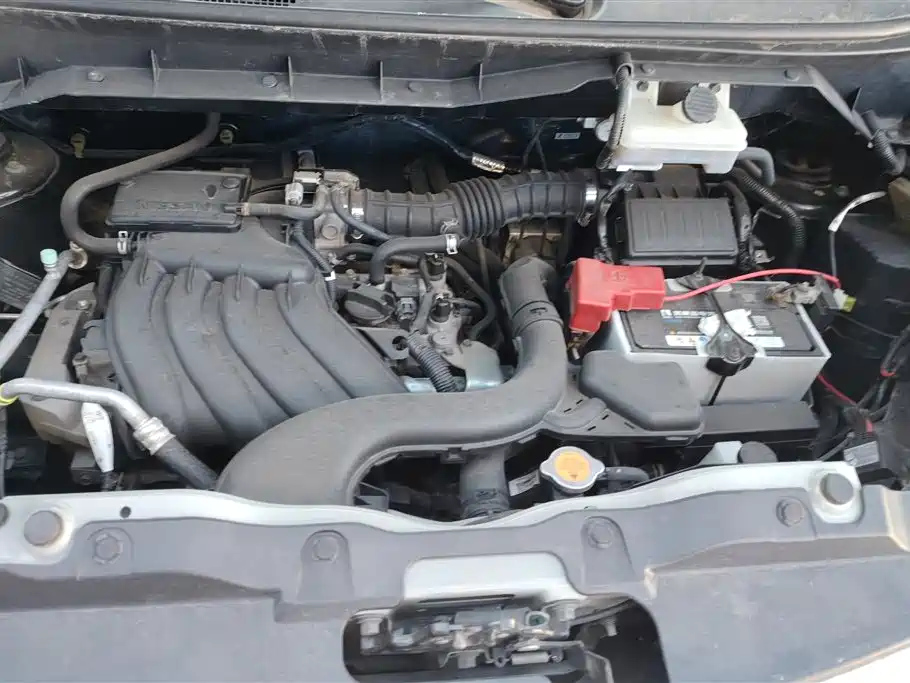 NISSAN NV200 2014