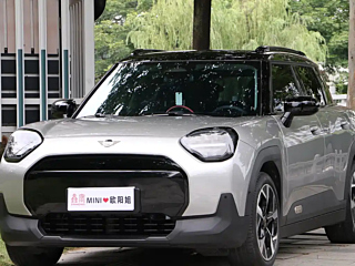 MINI OTHER  2024 YEAR E CLASSIC 2024