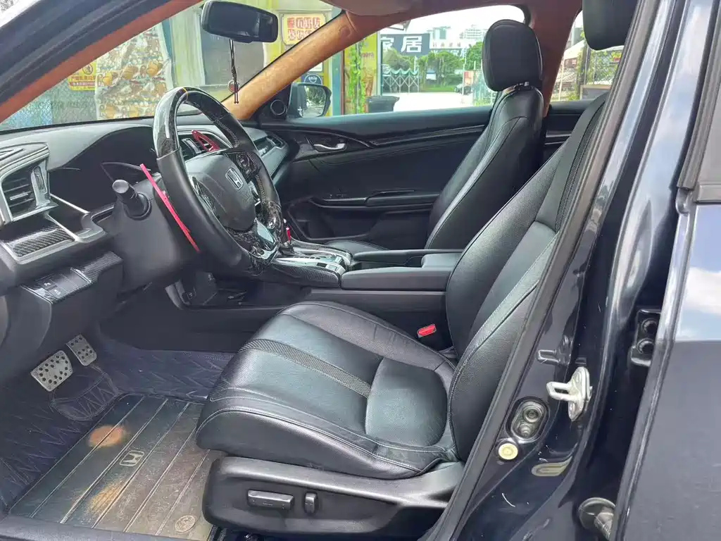 HONDA CIVIC 2019