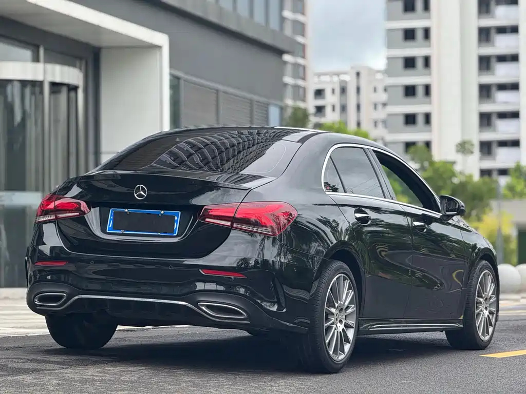 MERCEDES BENZ A-CLASS 2020