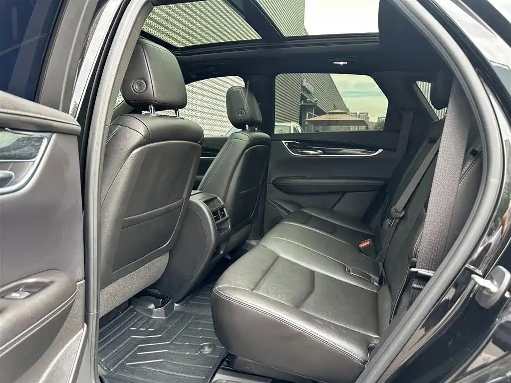 CADILLAC XT5 2023