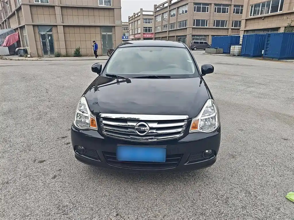 NISSAN SYLPHY 2018