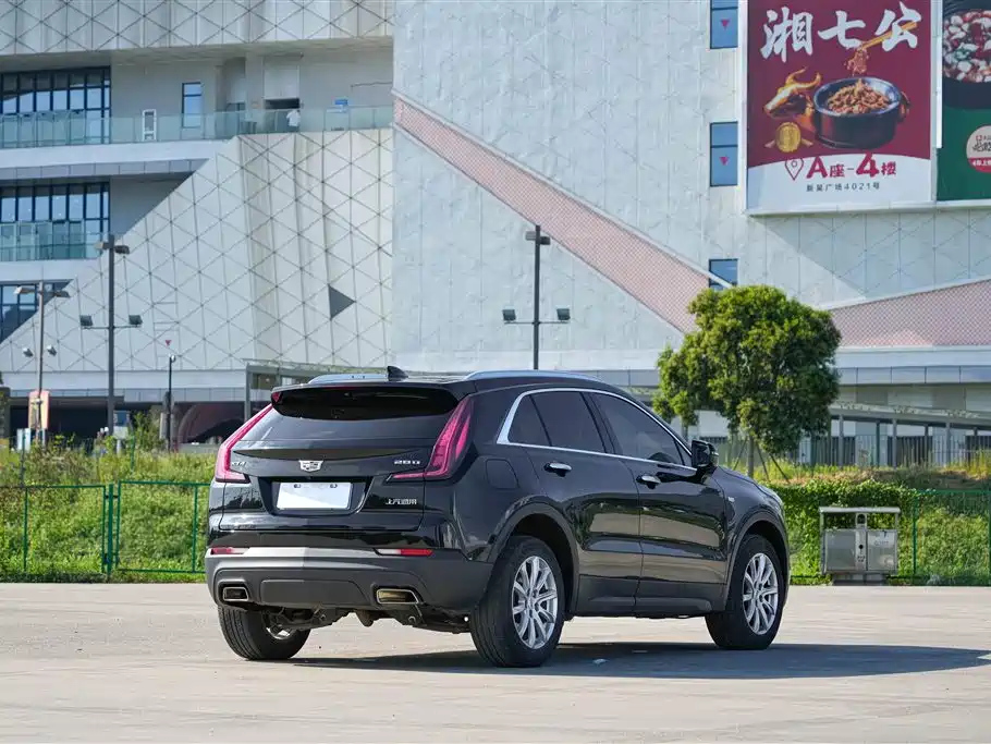 CADILLAC XT4 2019