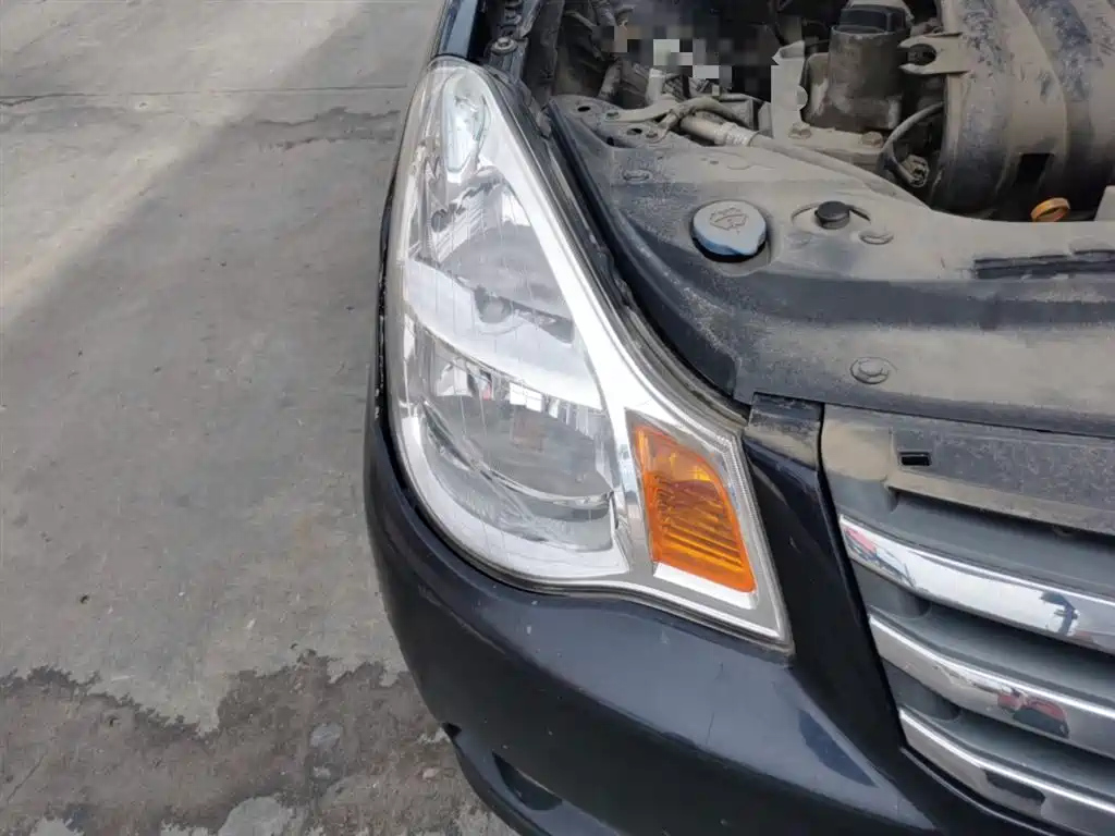 NISSAN SYLPHY 2012
