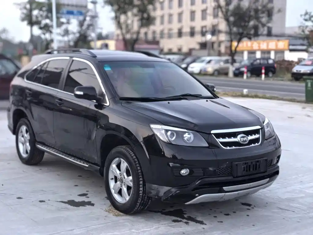 BYD S6 2013