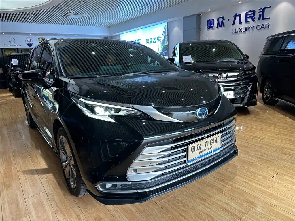 TOYOTA SIENNA SIENNA 2023