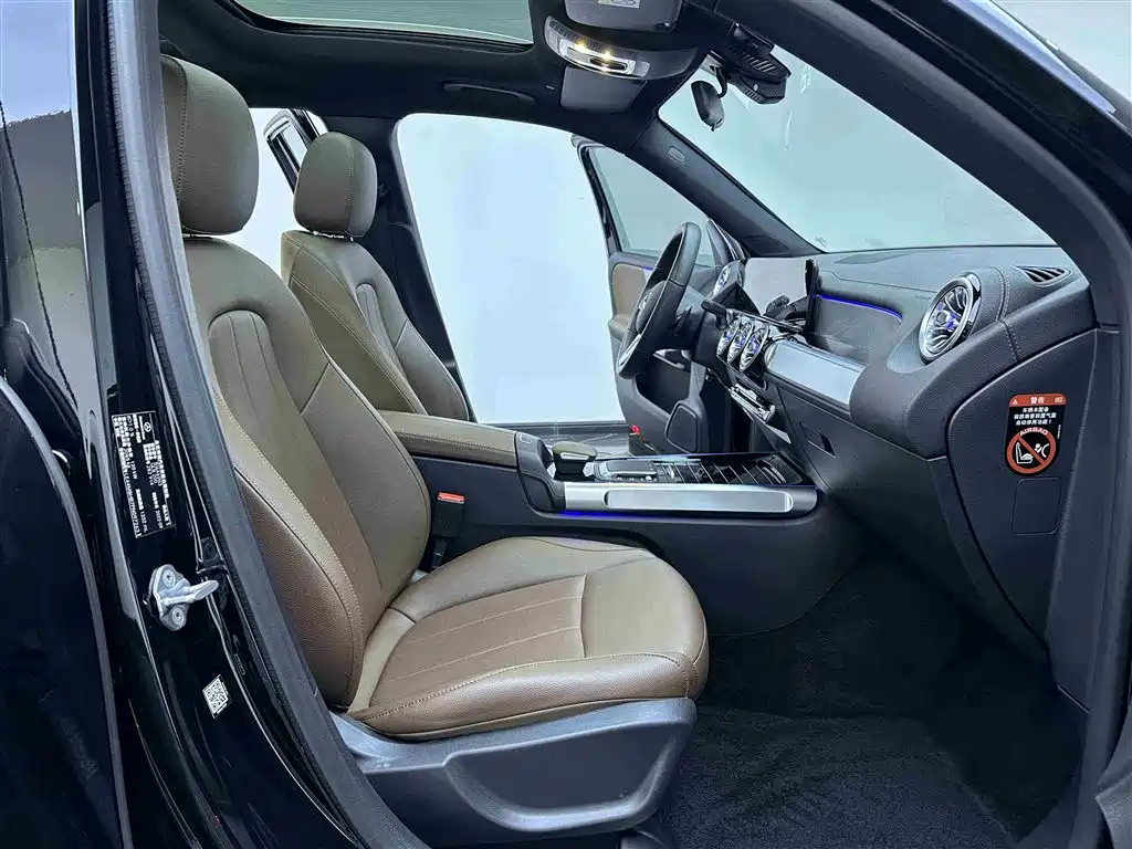 MERCEDES BENZ GLB 2022