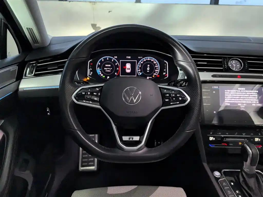 VOLKSWAGEN MAGOTAN 2023