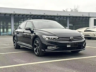 VOLKSWAGEN MAGOTAN 2023