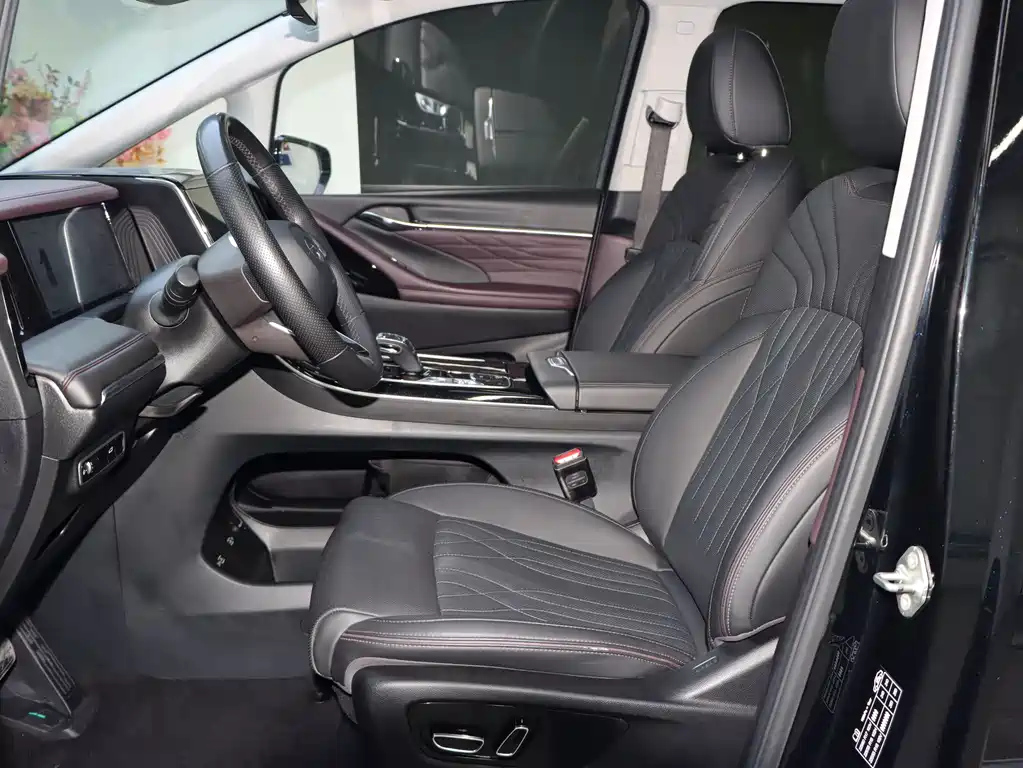 TRUMPCHI M8 2023