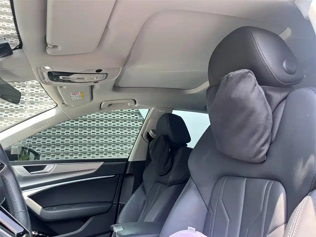 AUDI A7 2023