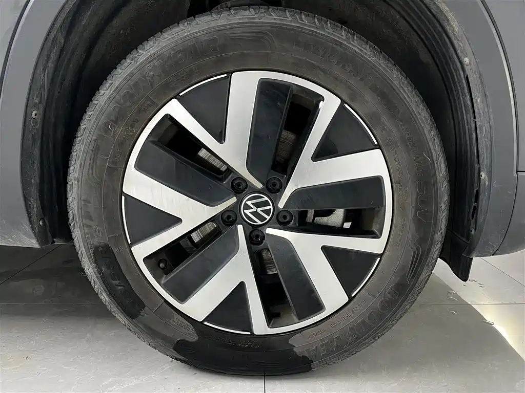 VOLKSWAGEN TAYRON 2022