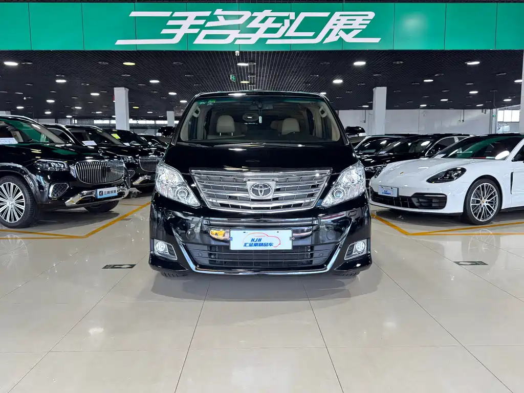TOYOTA ALPHARD 2012