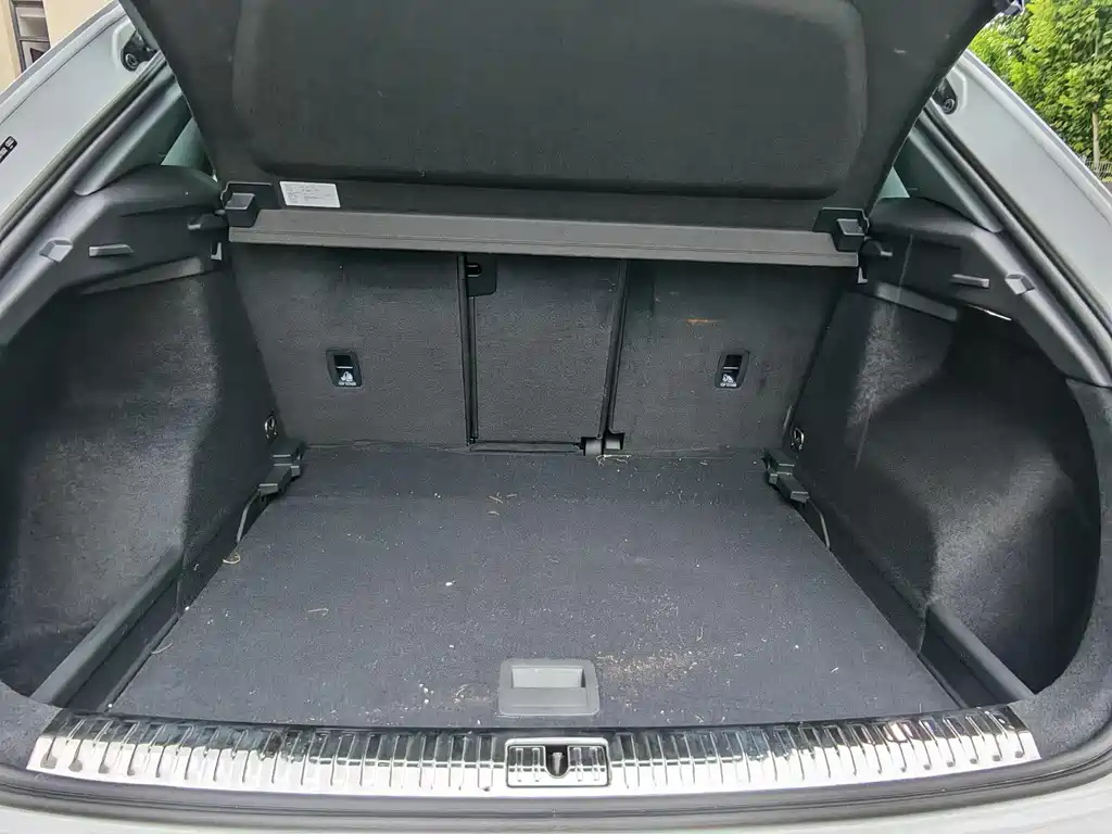 AUDI Q3 2024