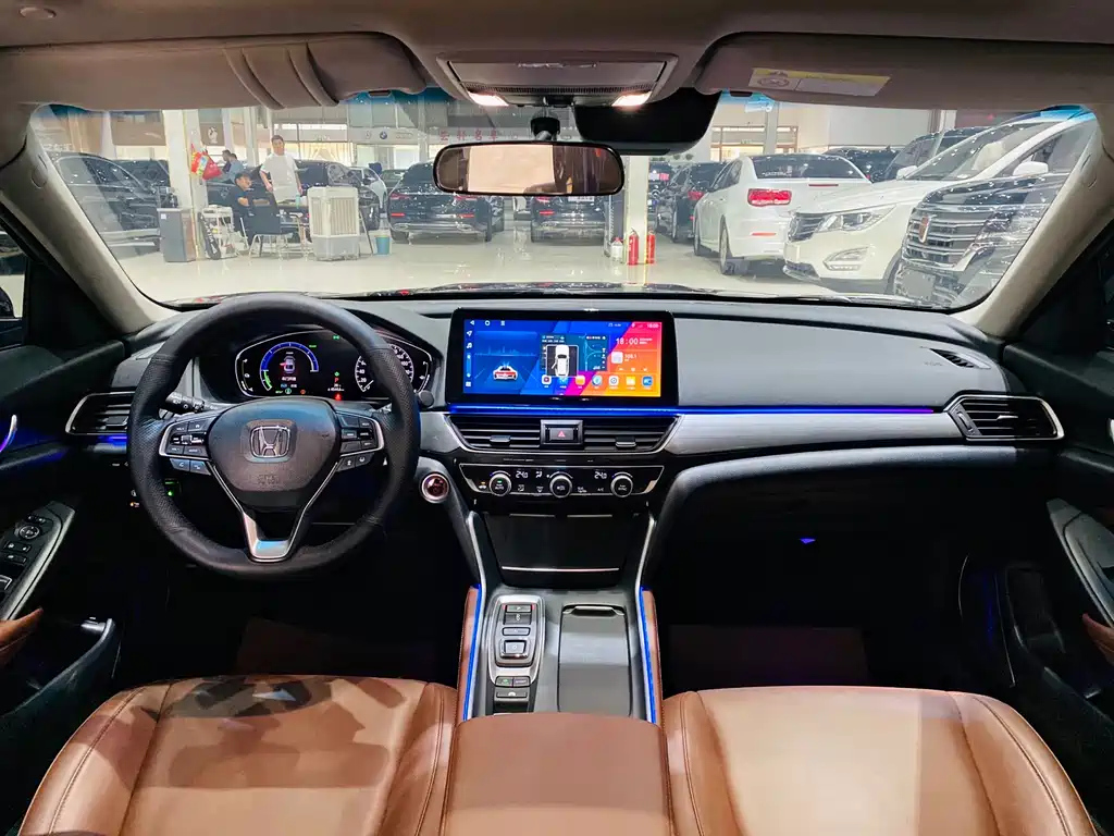 HONDA INSPIRE 2019