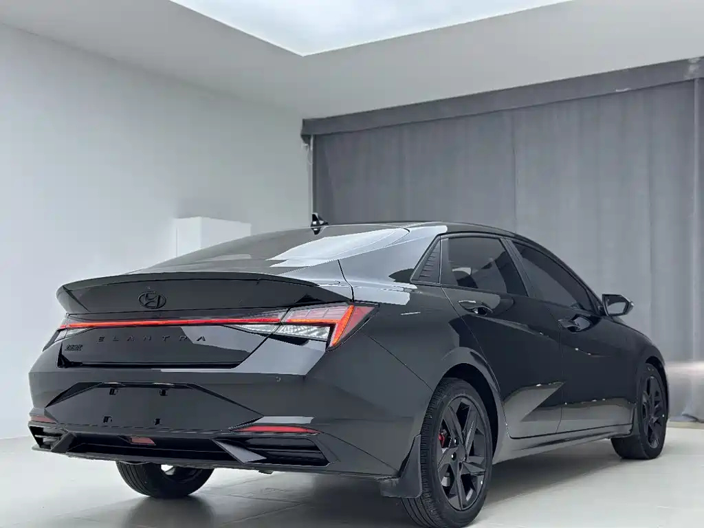 HYUNDAI ELANTRA 2023