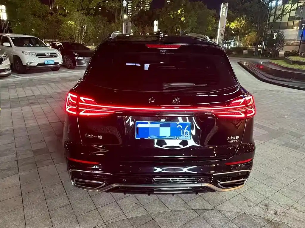 HONGQI HS5 2023