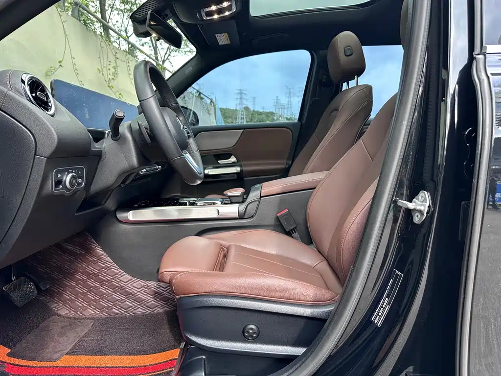 MERCEDES BENZ GLB 2020
