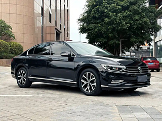 VOLKSWAGEN MAGOTAN 2022