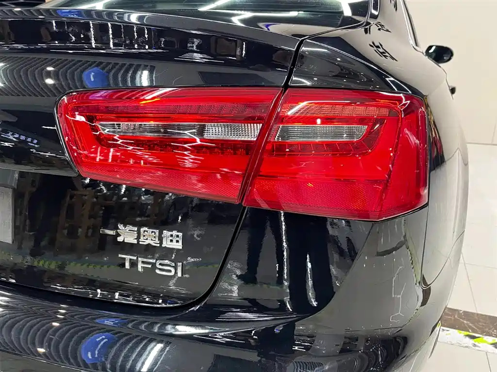 AUDI A6L 2014