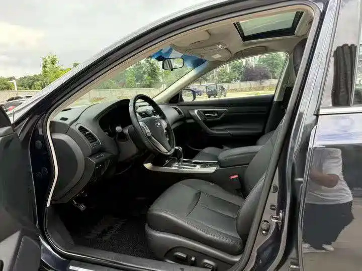 NISSAN TEANA 2014