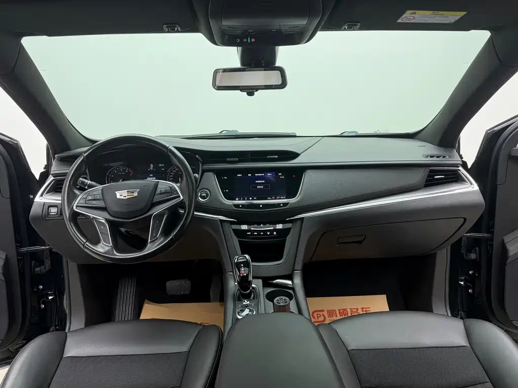 CADILLAC XT5 2020