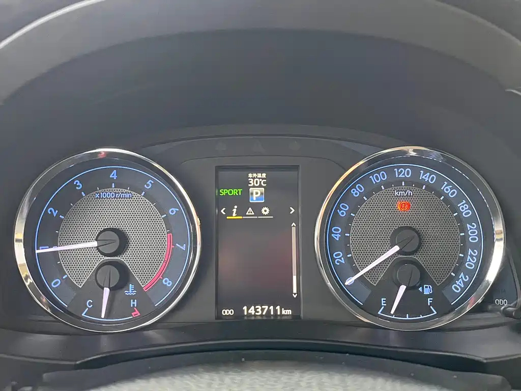 TOYOTA COROLLA 2015