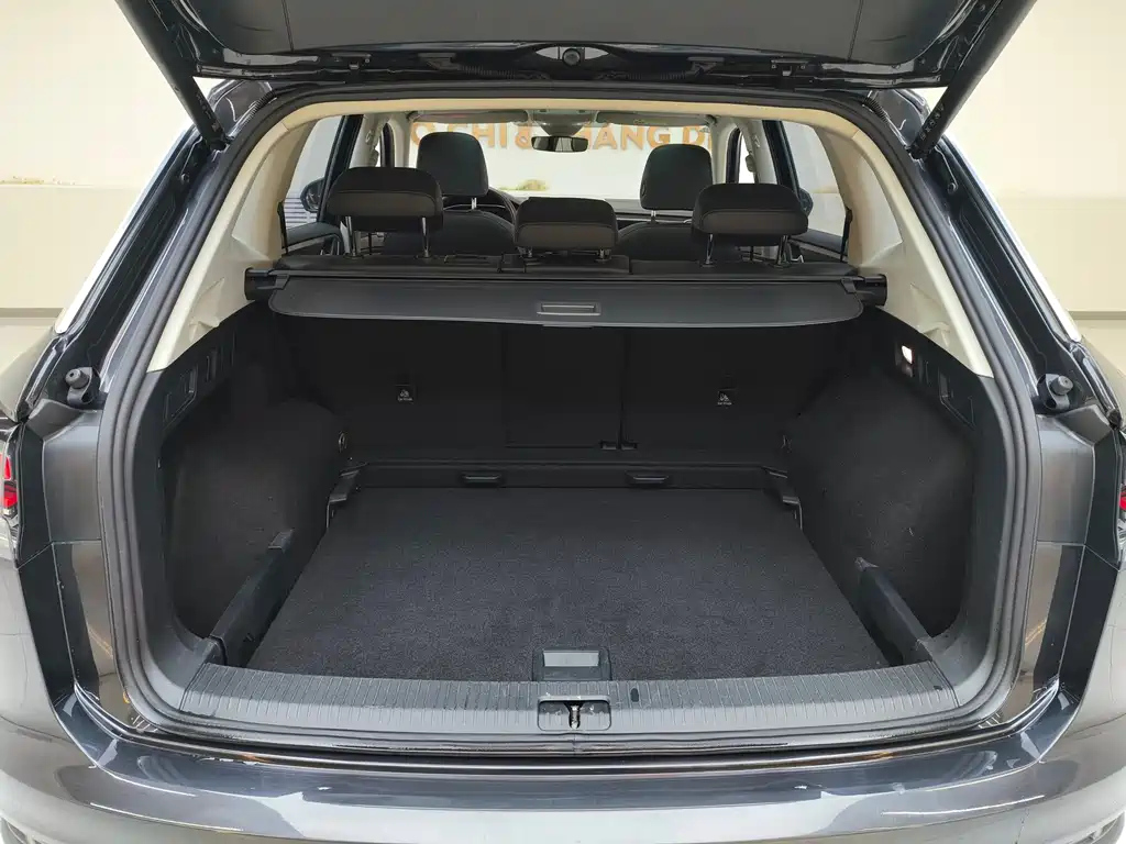 VOLKSWAGEN TAYRON 2022