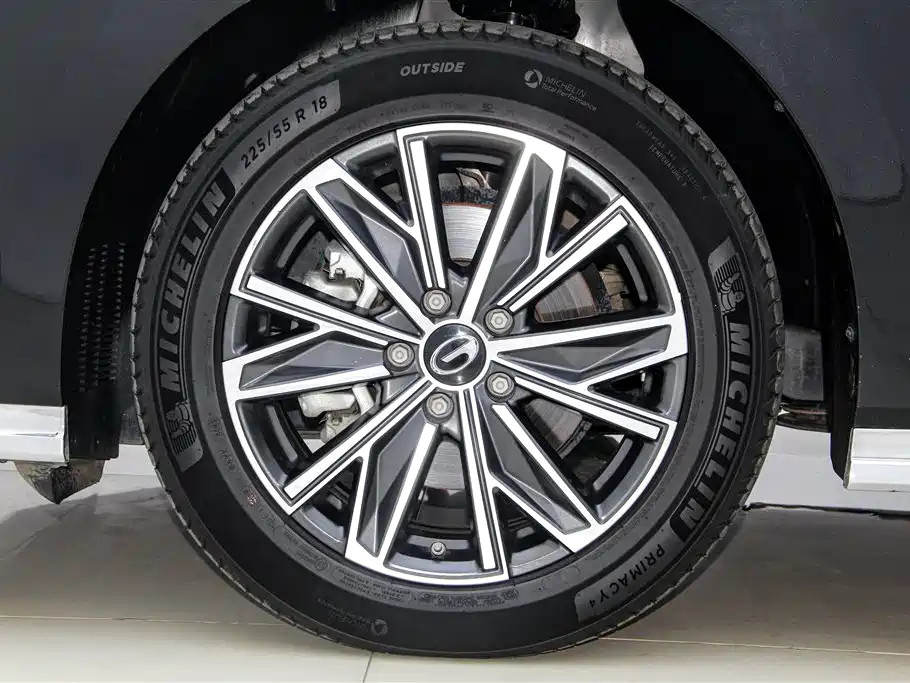TRUMPCHI M8 2023