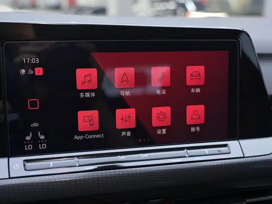 VOLKSWAGEN GOLF GTI 2021
