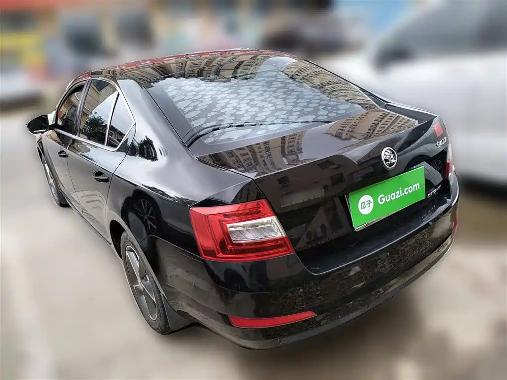 SKODA OCTAVIA 2016