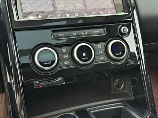 LAND ROVER DISCOVERY  2019 YEAR 2.0T SE 2019