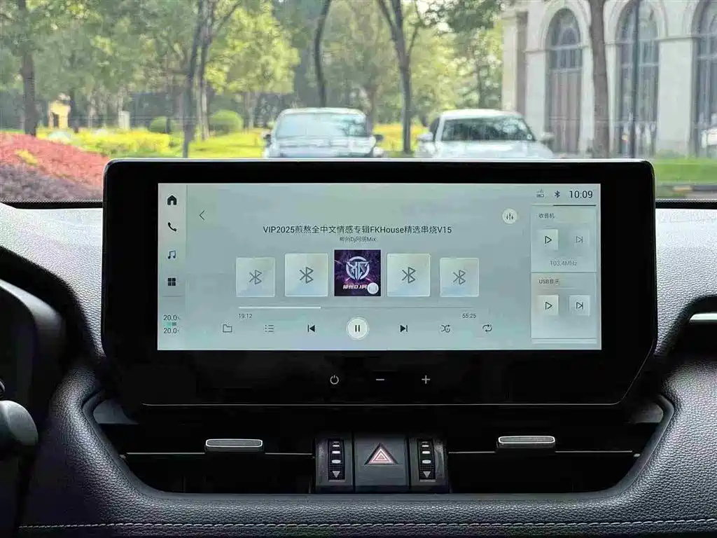 TOYOTA WILDLANDER 2023