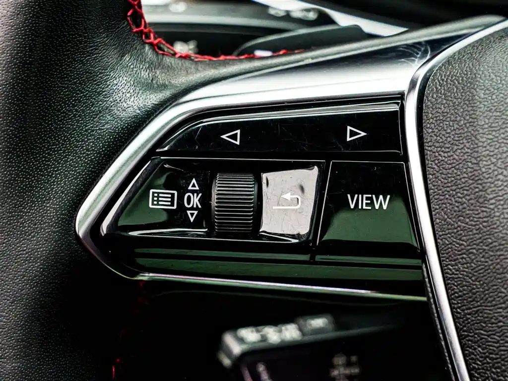 AUDI A6L 2019