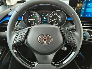 TOYOTA C-HR  2021 YEAR 2.0L DELUXE EDITION 2021