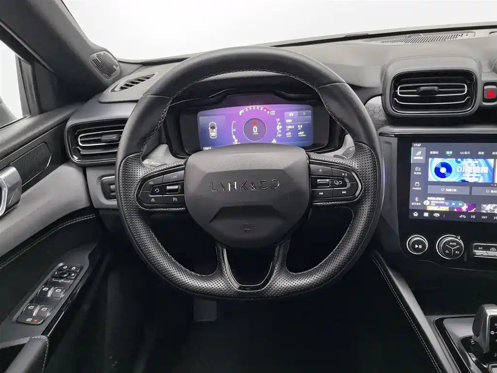 LYNK&CO 02 HATCHBACK 2022