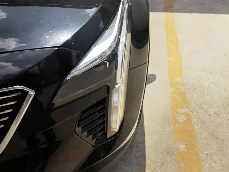 CADILLAC XT4 2020