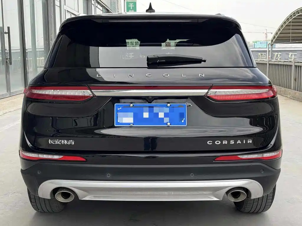 LINCOLN ADVENTURER 2021