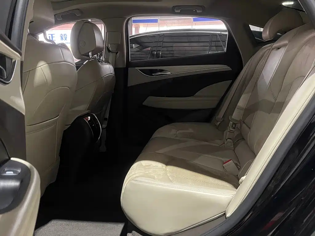 BUICK LACROSSE 2018