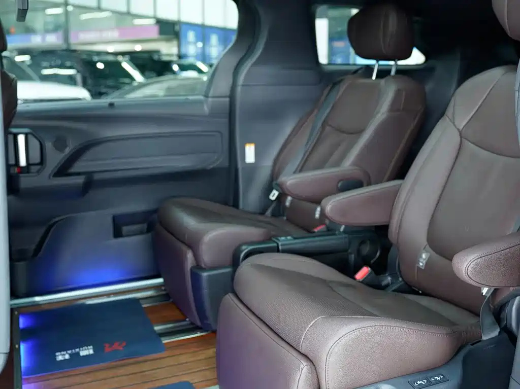 TOYOTA SIENNA SIENNA 2021