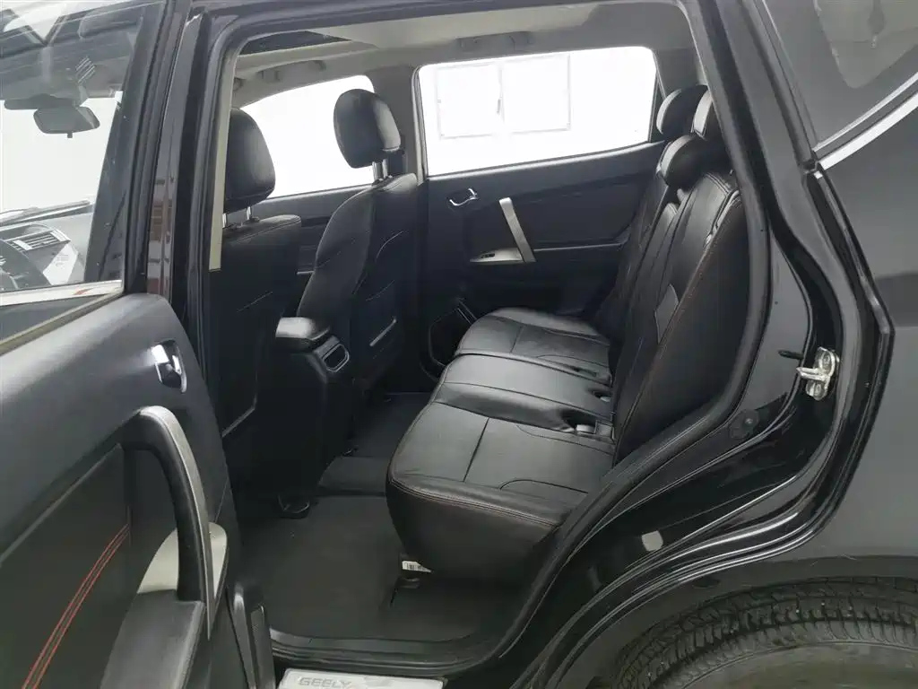 GEELY AUTO GX7 2015