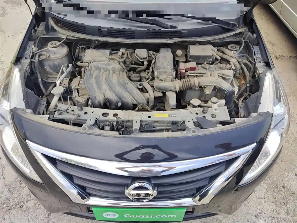 NISSAN SUNNY 2015