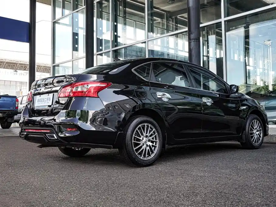 NISSAN SYLPHY 2021
